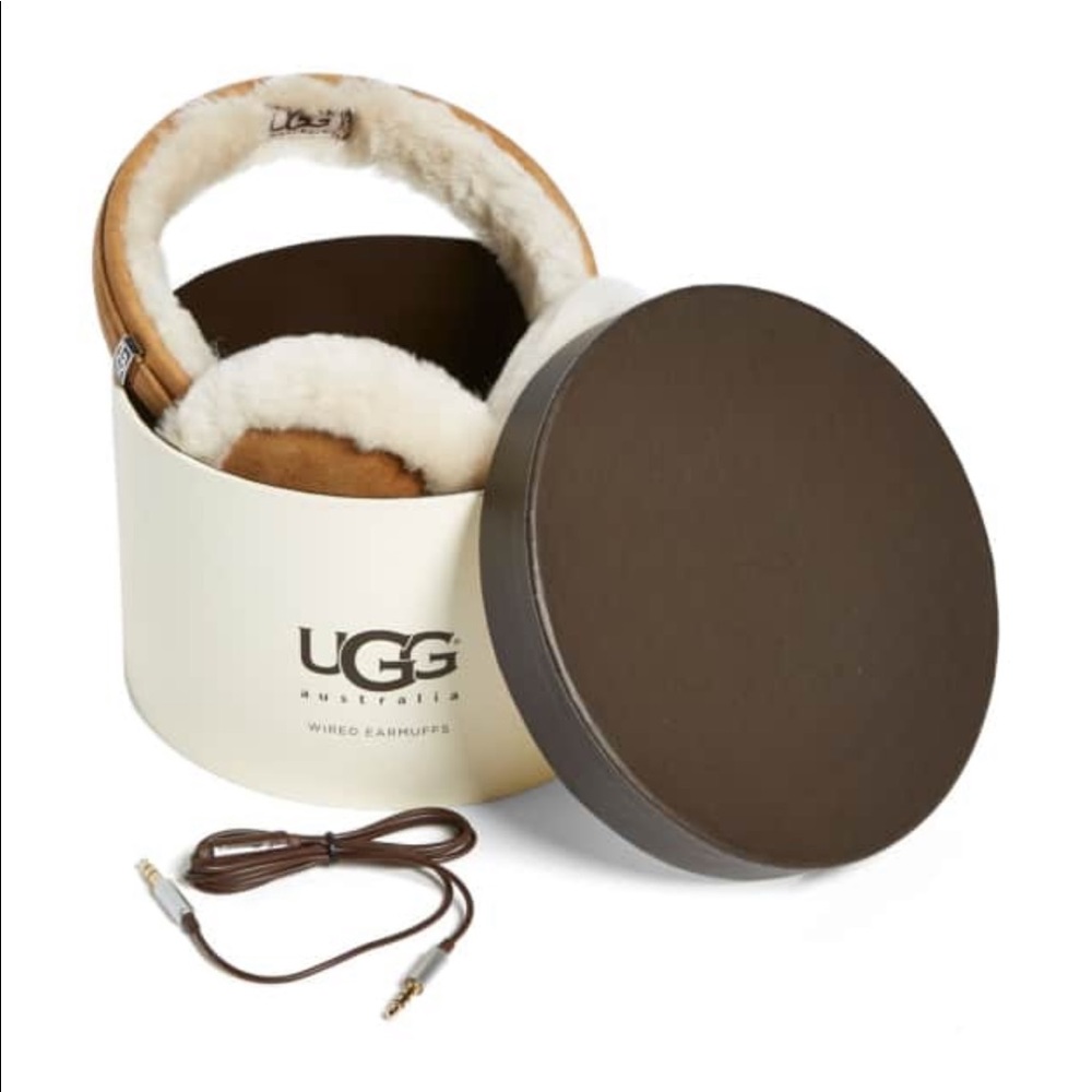 UGG wired earmuffs